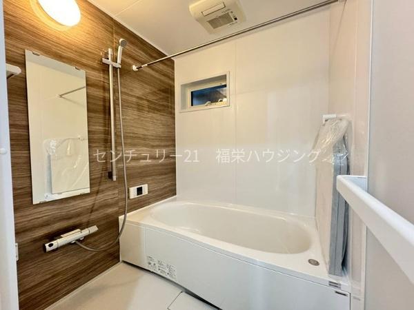 安田4丁目新築戸建て