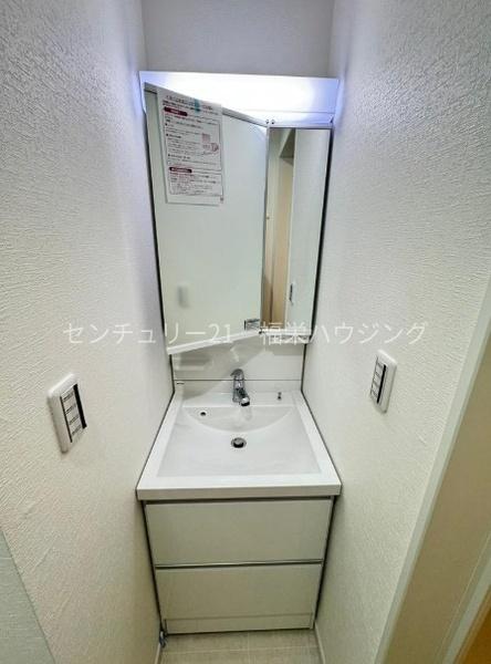 安田4丁目新築戸建て