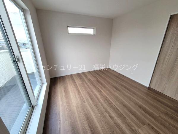 安田4丁目新築戸建て