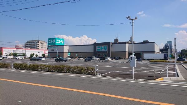 四季彩都くすのき館(ニトリ放出店)