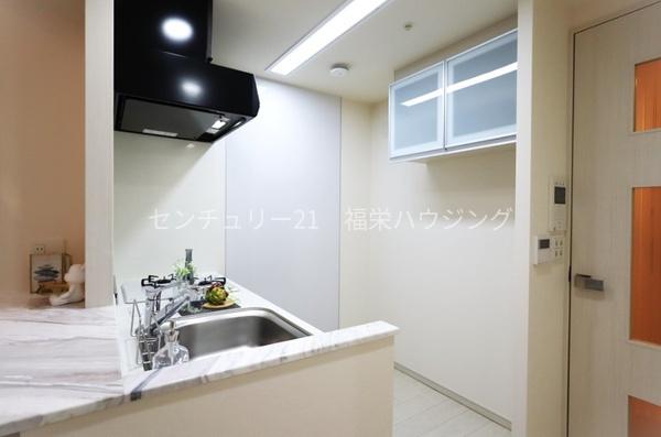 エステムプラザ本町クロス