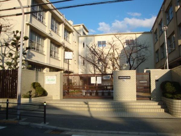 シャトーサンパークスクエア(大阪市立今津小学校)