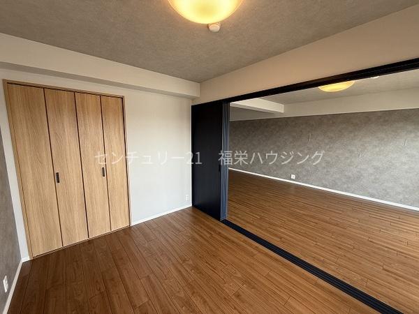 シャトー・サンパークスクエア