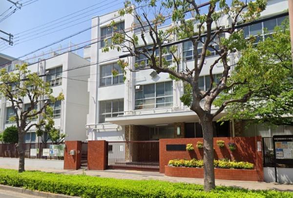 さざなみプラザ 22号棟(大阪市立豊崎東小学校)