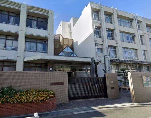 大阪市旭区中宮３丁目の中古一戸建て(大阪市立大宮中学校)