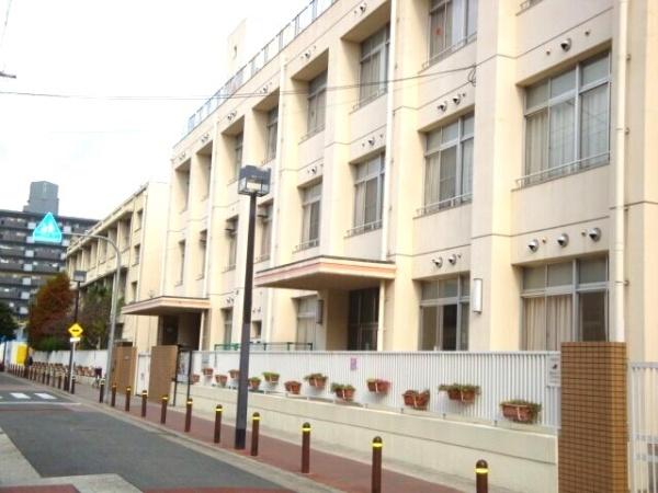 ローレルコート関目(大阪市立関目小学校)