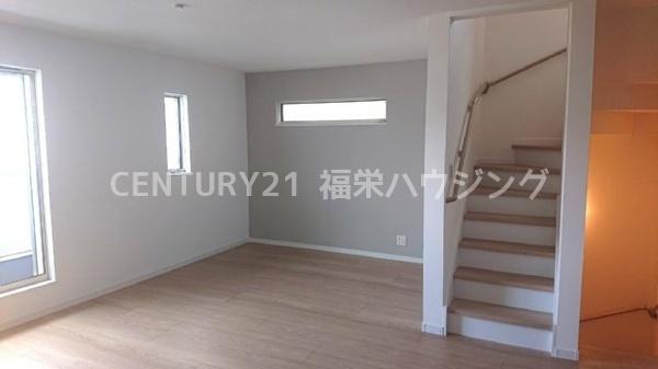 城東区鴫野東3丁目新築戸建て(リビング)