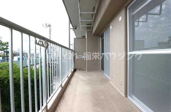 エメラルドマンション鶴見緑地