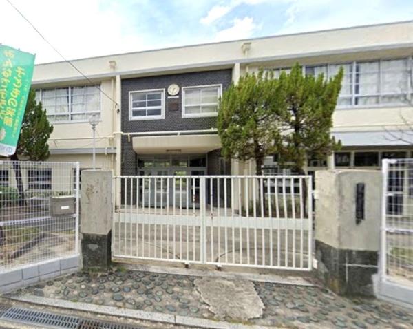 ロイヤルドゥ香里園タワー(寝屋川市立第三中学校)