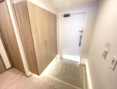 ロイヤルドゥ香里園タワー