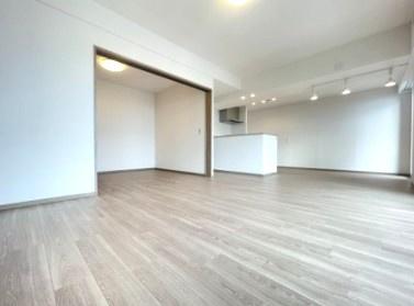 ロイヤルドゥ香里園タワー