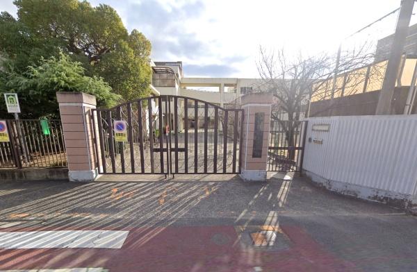 ファミールハイツ八尾　A棟(八尾市立成法中学校)