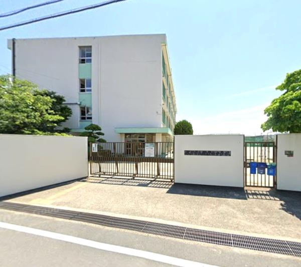 くずはタワーシティＴ棟(枚方市立楠葉西中学校)