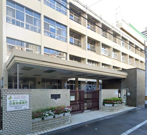 グランドパレス夕陽丘(大阪市立高津小学校)