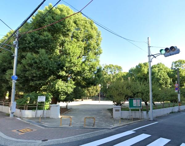 グランドパレス夕陽丘(高津公園)