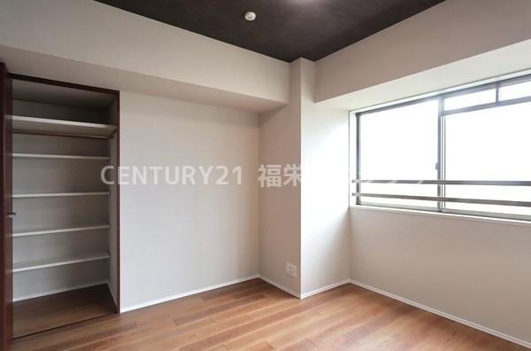 メロディーハイム香里ケ丘ツインビューアルテアタワー