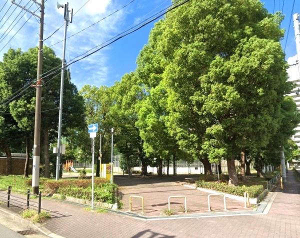 サンヴェール鶴見緑地(鯰江公園)