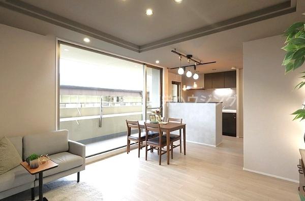 シャルマンフジ鴻池新田グランフォーラム