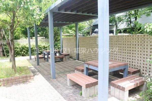 ビープレイス　西棟