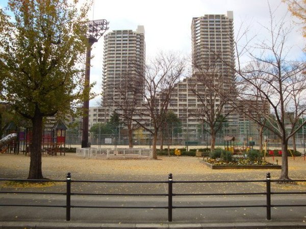 大阪市城東区鴫野西２丁目の土地(蒲生公園)
