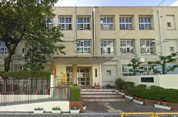 ル・グランデ城東中央(大阪市立成育小学校)