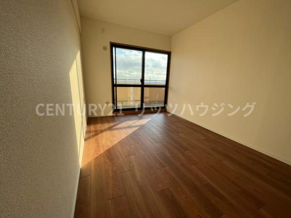 ロイヤルシャトーねやがわオークビル　中古マンション