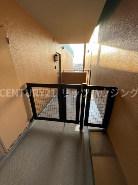 ロイヤルシャトーねやがわオークビル　中古マンション