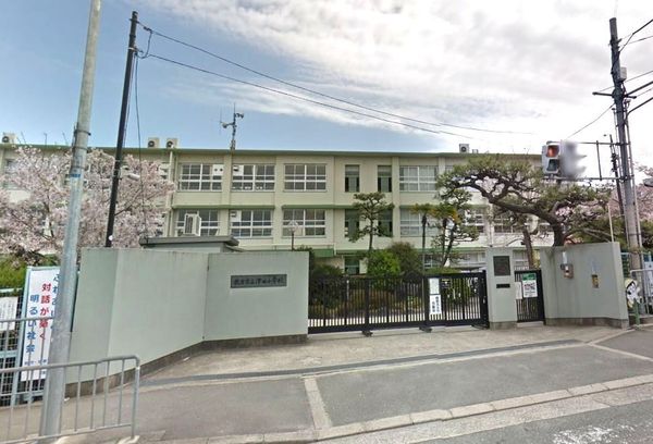 枚方市津田東町1丁目の中古一戸建て(枚方市立津田小学校)