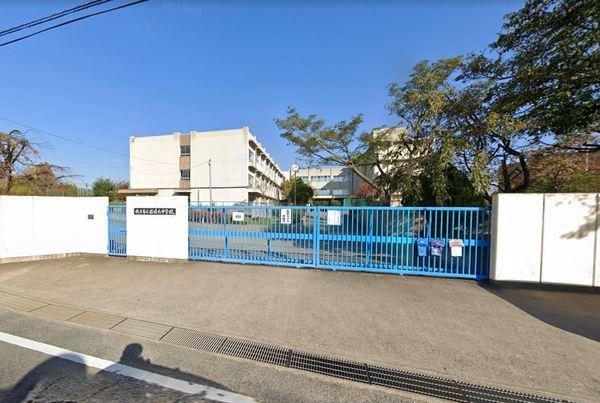 枚方ハイツ8号棟 中古マンション(枚方市立招提北中学校)