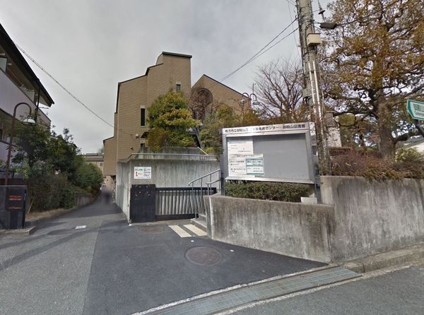 枚方市渚栄町 新築戸建 1号棟(枚方市立御殿山図書館)