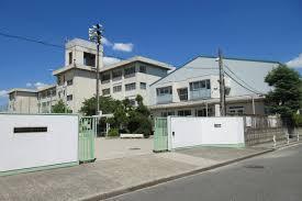 寝屋川市点野５丁目の中古一戸建て(寝屋川市立第八中学校)