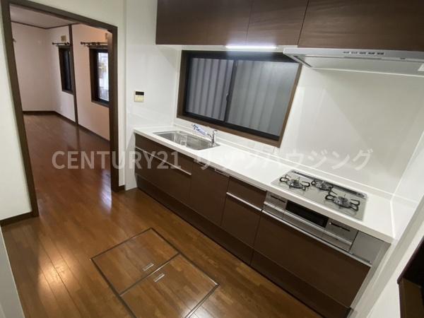 寝屋川市石津東町　中古戸建