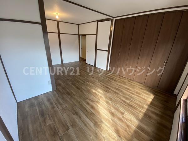 枚方市長尾家具町２丁目の中古一戸建て