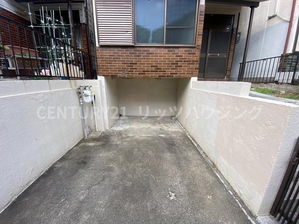 枚方市長尾家具町２丁目の中古一戸建て