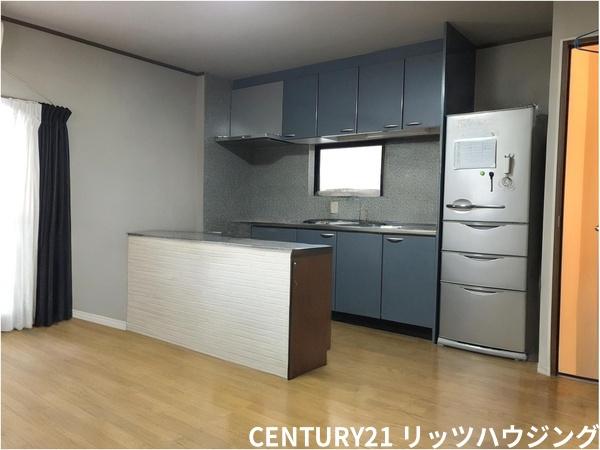 寝屋川市大成町　中古戸建