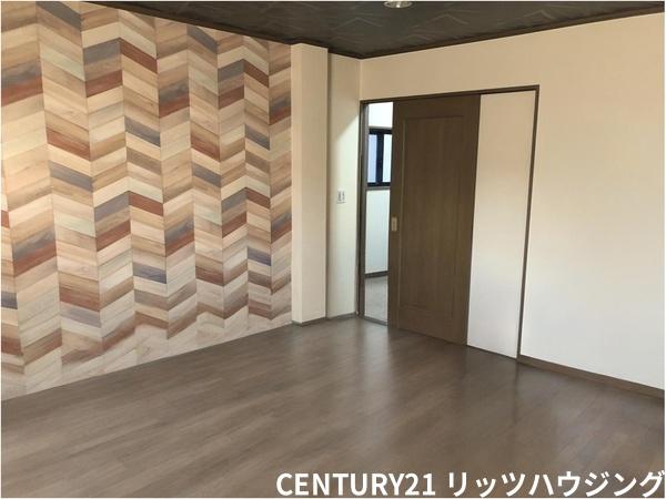 寝屋川市大成町　中古戸建