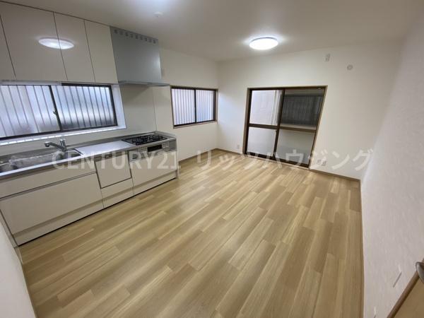 交野市郡津３丁目　中古戸建