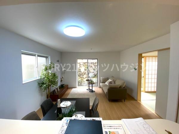 寝屋川市成田東町　第２　新築戸建　１号地