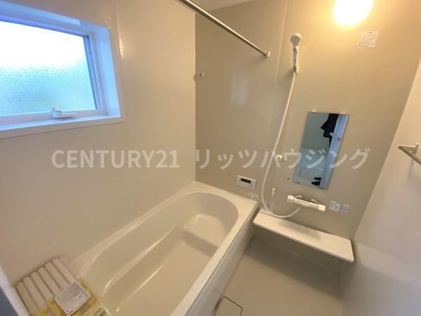 寝屋川市若葉町　５期　新築戸建　１号棟
