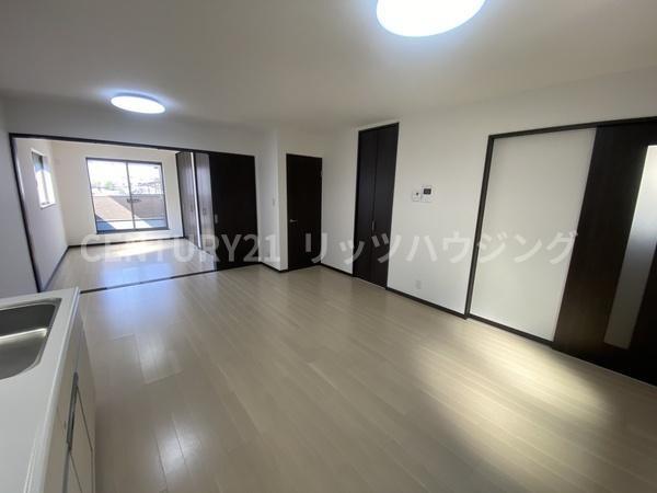 寝屋川市末広町　中古戸建