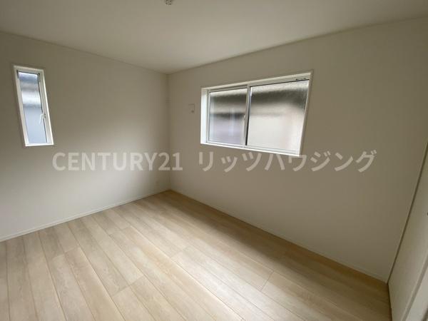 枚方市招提中町　第４　新築戸建　２号棟