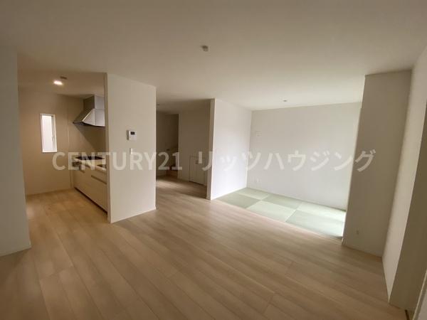 枚方市招提中町　第４　新築戸建　２号棟