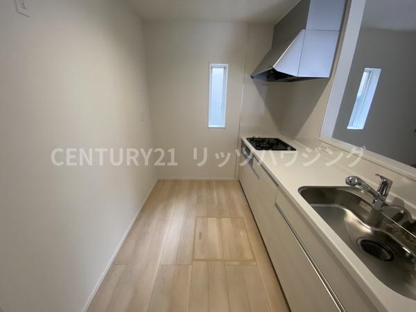 枚方市招提中町　第４　新築戸建　２号棟