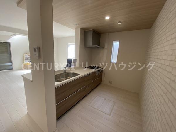枚方市渚東町　新築戸建