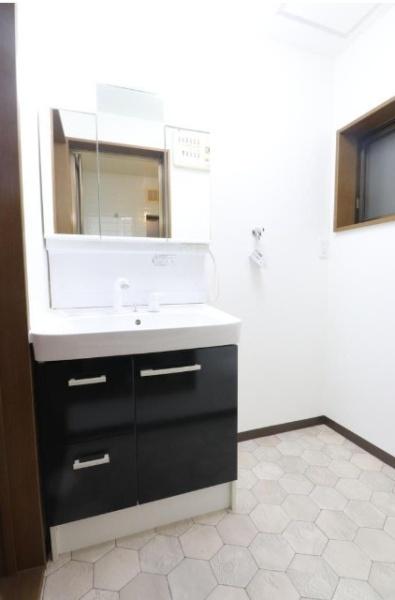 寝屋川市池田本町の中古一戸建て