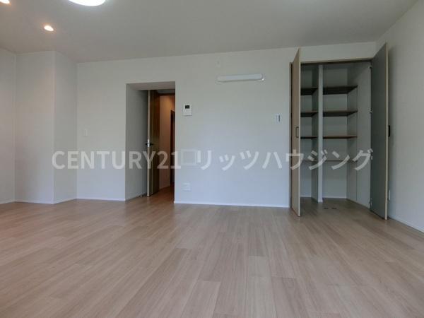 枚方三矢第一次住宅壱号棟　中古マンション