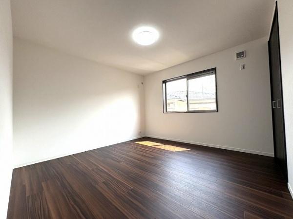 八幡市八幡植松の中古一戸建て(洋室)