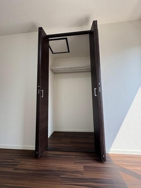 八幡市八幡植松の中古一戸建て(収納)