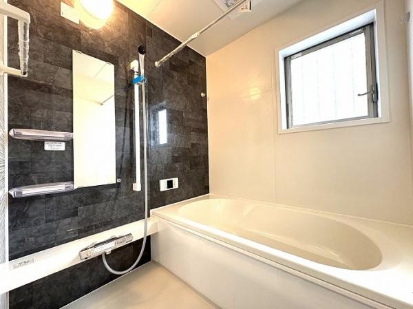 八幡市八幡植松の中古一戸建て(バス)