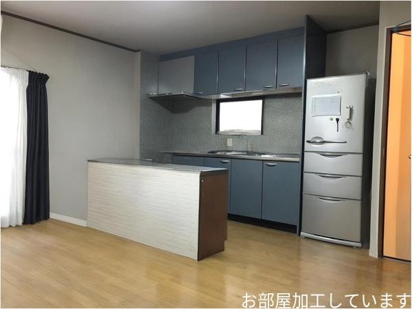 寝屋川市大成町の中古一戸建て(リビング)